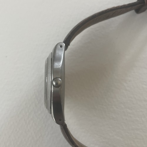 Swatch Irony Day/Date Swiss Made Stainless Steel Quartz Watch. - Picture 7 of 9