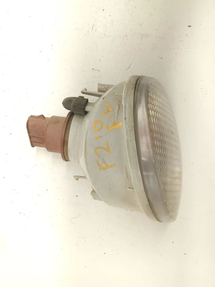 96-97 FORD TAURUS LEFT SIDE UPPER BUMPER MOUNTED FOG LIGHT PARK OEM, 116-01009 - Image 2 of 4