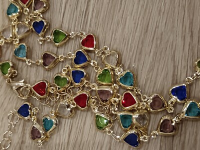 Lot De 26 Colliers - Déstockage Suite Cessation D'Activité - Bijoux Neufs Avec Étiquettes