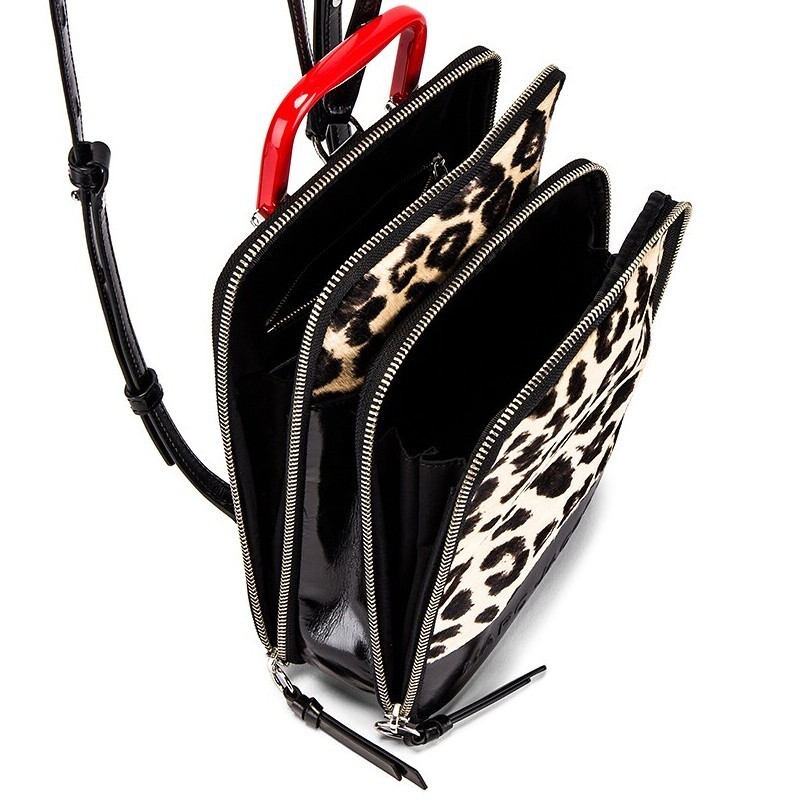 MARC JACOBS The Retro Backpack Leopard (BLACK MULTI MARC JACOBS The Retro Backpack Leopard (BLACK MULTI
