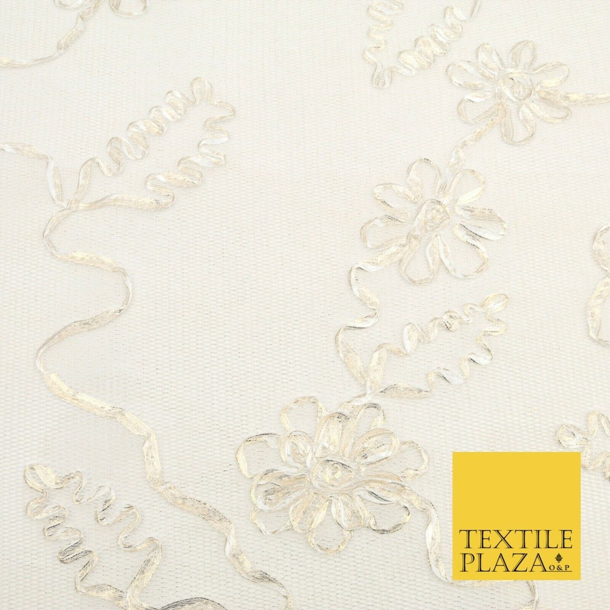 Hand-Ribbed Ivory Fabric Lampshade With Gold Trim - Paolo Rossi