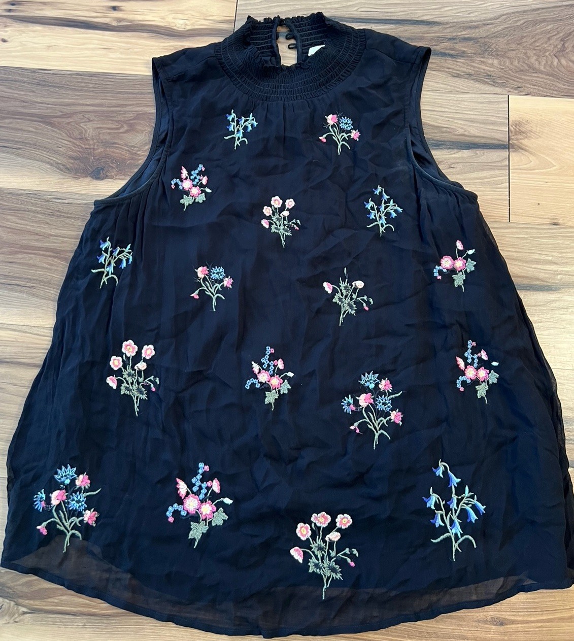 Sundance Black Embroidered Floral Sleeveless Blouse Boho Sheer Top Size L
