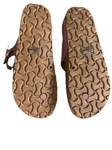 Women’s Shoes Size 10 - Picture 2 of 2