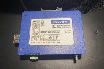 Advantech - ICR-3211B - Advantech ICR-3211B 2 SIM Cellular Modem/Wireless
