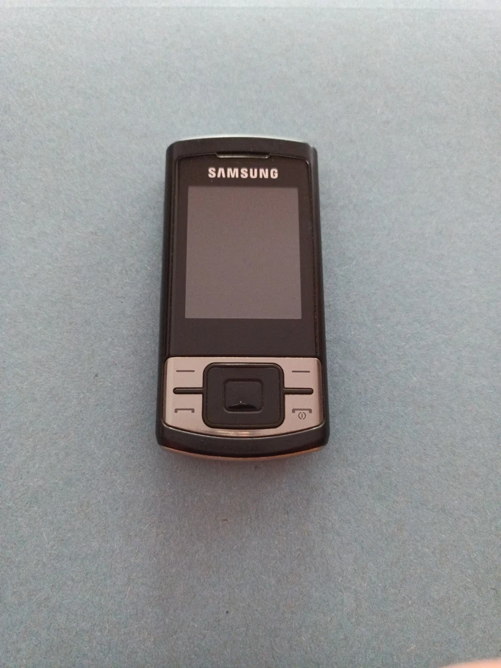 Samsung GT-C3050 - Black (Unlocked) Mobile Phone C3050, photo 1 of 5