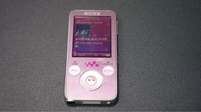 Sony NW-S203F Walkman Portable Audio Player 1GB MP3/AAC/WMA/ATRAC
