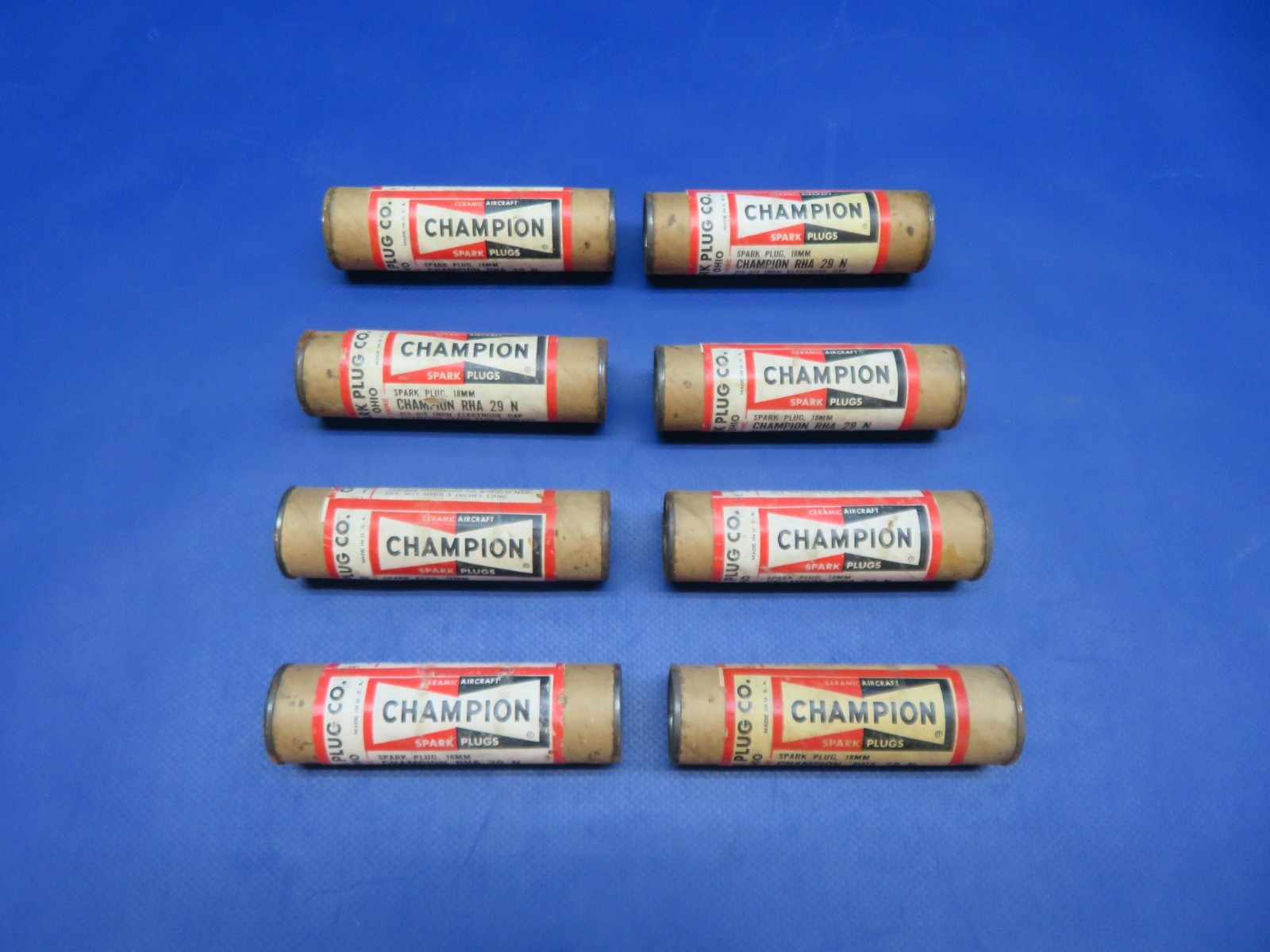 Champion Spark Plug P/N RHA29N LOT OF 8 NOS 1225-133