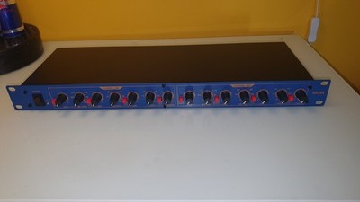 Neu XR204 4-Wege Stereo Aktiv Frequenzweiche 8 Ausgänge Reggae Soundsystem Dub EDM