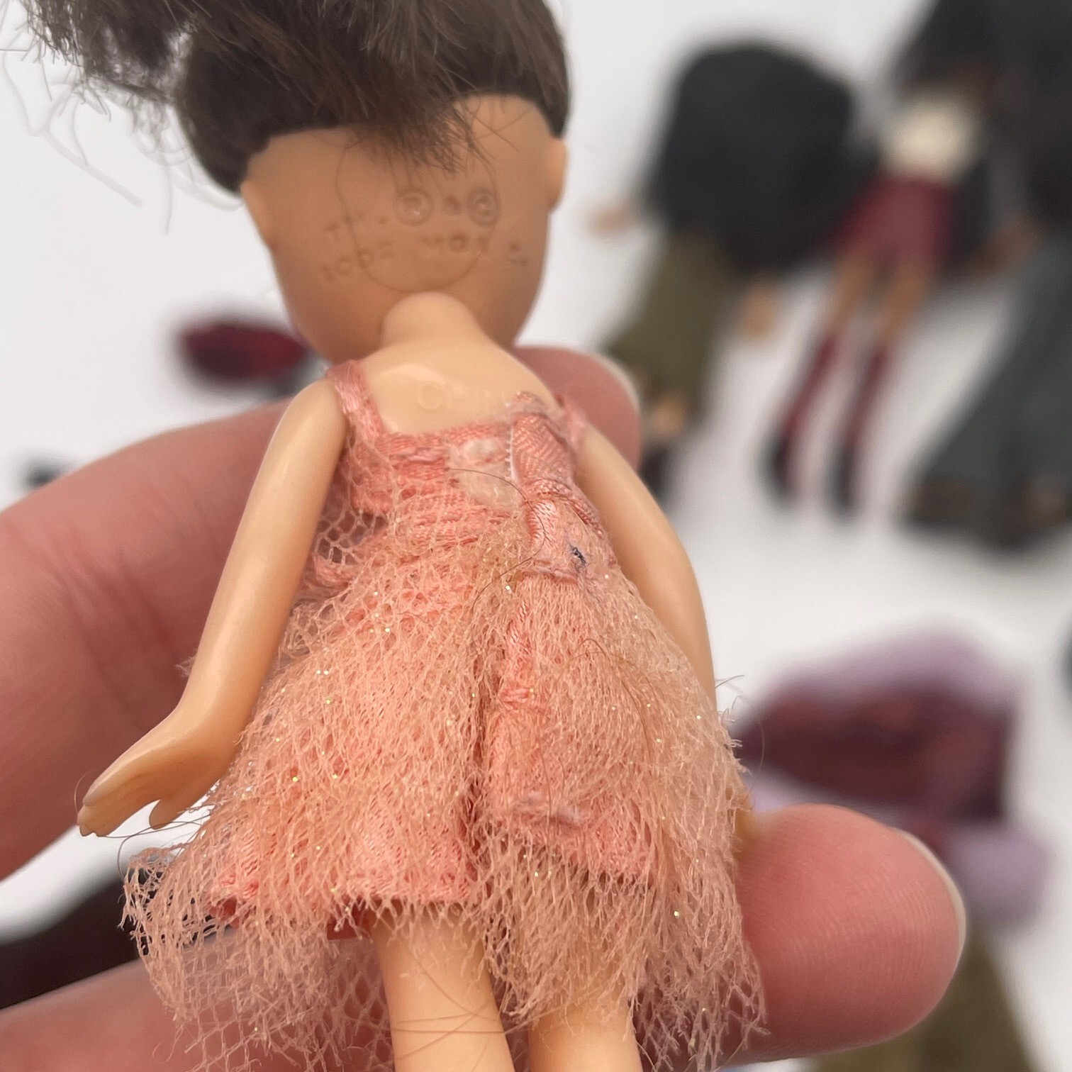 MGA Lil Bratz Girlz Lot Fashion Mini Dolls 4.5 in w/Clothes