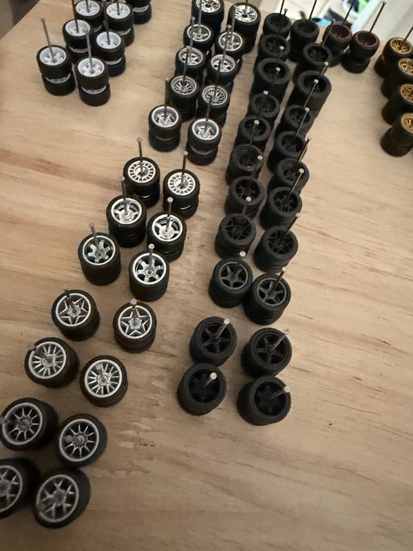 Diecast Wheels - 20 Sets