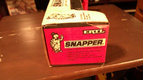 1988 Ertl Snapper Lawn Tractor And Trailer 1/12 Scale Die Cast Metal SH #3 - Picture 4 of 8