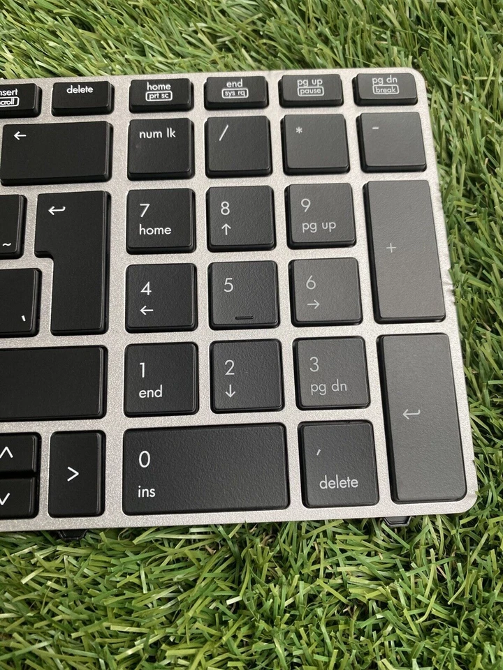 New Genuine HP 701986-141 EliteBook 8570P Keyboard With Point Stick - Turkish - Image 3 of 4