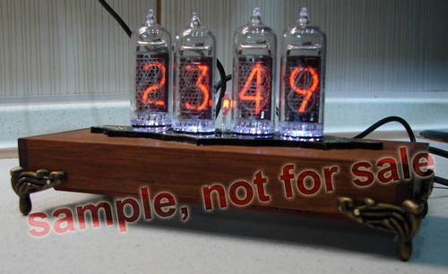 Nixie tube clock kit 2.3 IN-14 Tubes and multicolor RGBbacklight in cardboad box - Picture 10 of 10
