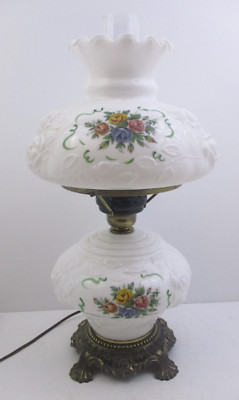 HURRICANE GWTW 3-WAY LAMP - WHITE PUFFY ROSE - 22 1/2'' TALL(FLA)