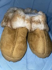 Sole Mates Brown Slippers Furry Cozy Slippers House Shoes Size 5/6 Small NWT