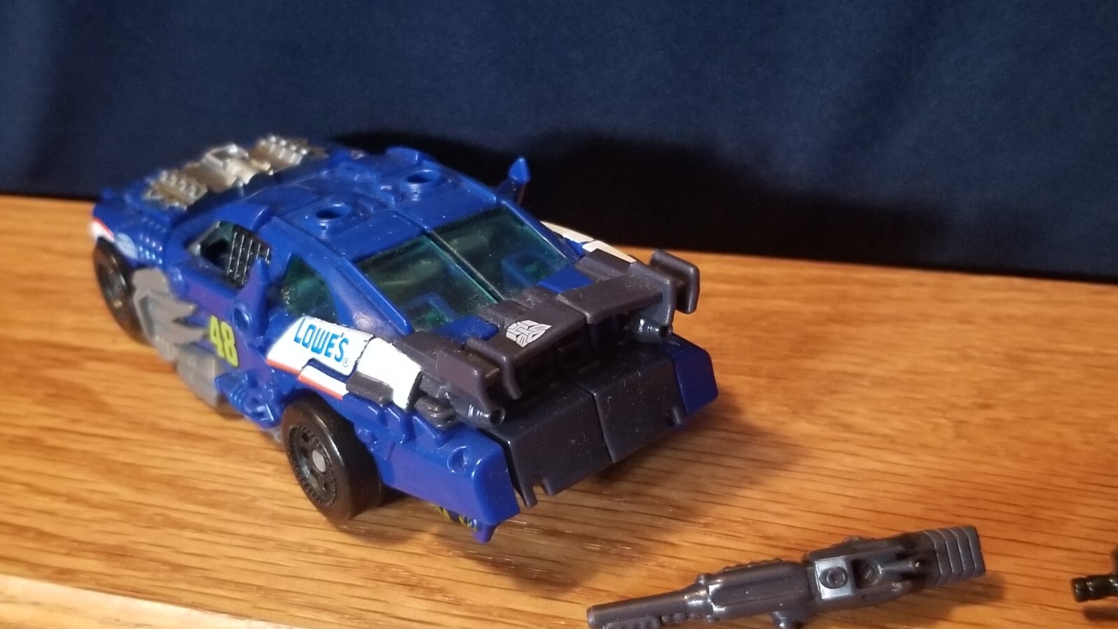 TRANSFORMERS DOTM NASCAR TOPSPIN DARK OF THE MOON DELUXE CLASS LOWES 48