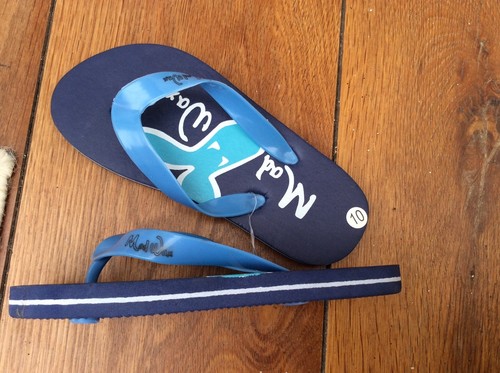 kids size 10 mad wax flip flops blue 