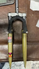 Vintage Rock Shox Mag suspension Fork 1 in Threaded 26 “ 149mm Steerer