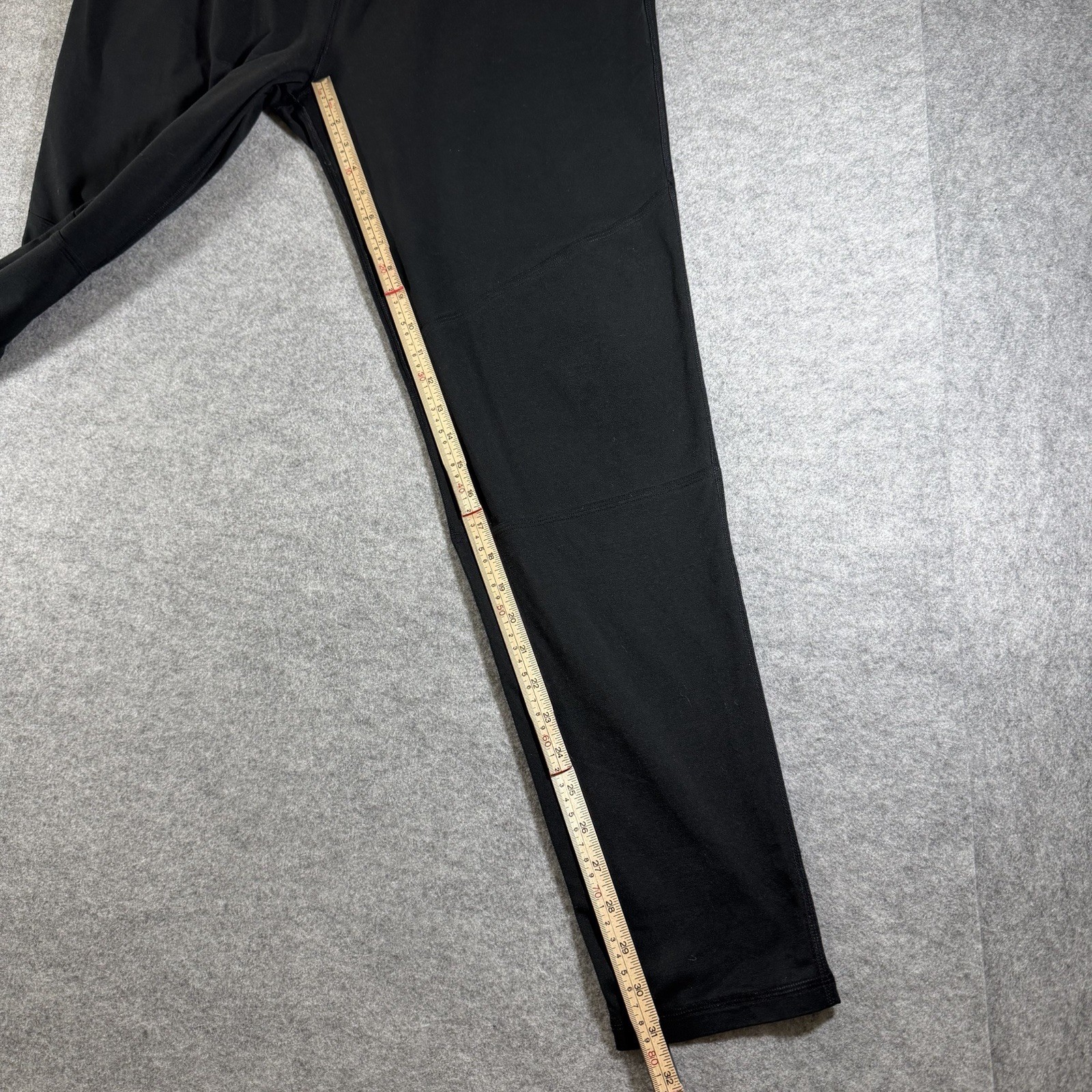 Outdoor Voices Joggers Mens L Black Lightweight Stretch Tapered Athletic Comfy thumbnail 4