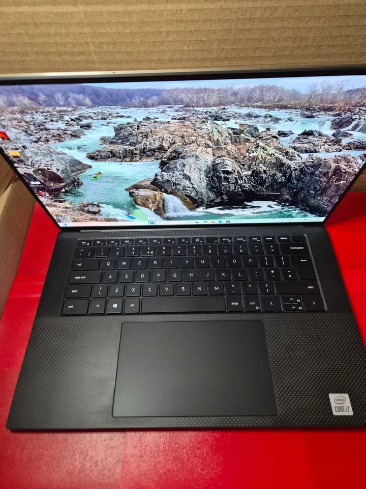 NIMMT 550£ DELL Gaming Laptop i7 5GHz 32GB RAM 2TB SSD Nvidia 4GB PLZ LESEN
