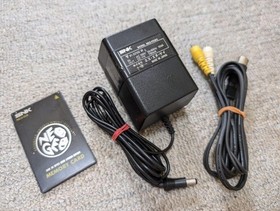 Neo Geo game console + 2 controllers + 2 software sets [ROM version] confirmed
