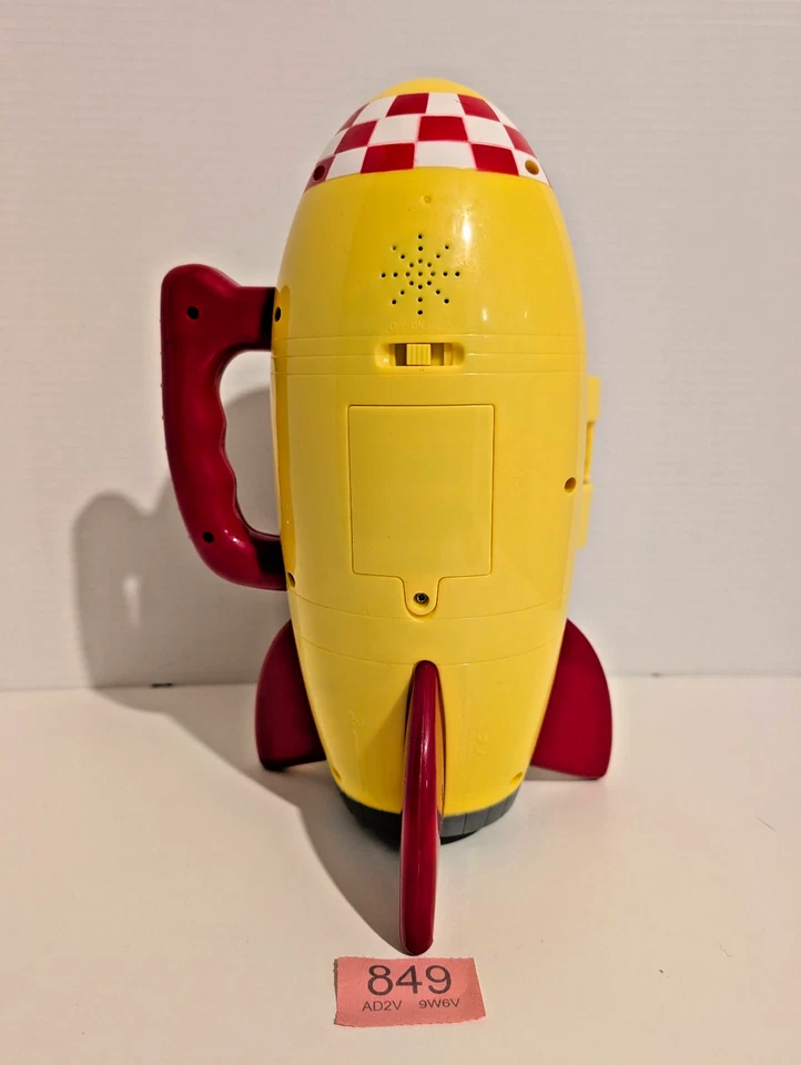 Peppa Pig Space Rocket Working Sounds Space Ship & 5 Figures Bundle 849 - Image 2 of 4