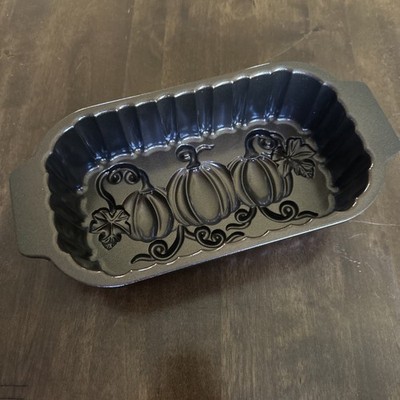 Nordic Ware Pumpkin 6 Cup/1.4 Liter Bronze Loaf Pan Fall Autumn Thanksgiving