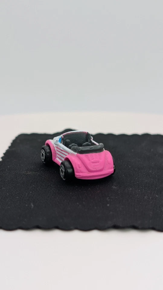 Micro Máquinas Oferta Caliente Rayas Rosas VW Escarabajo Convertible Raro Difícil de Encontrar Foto 3 de 4