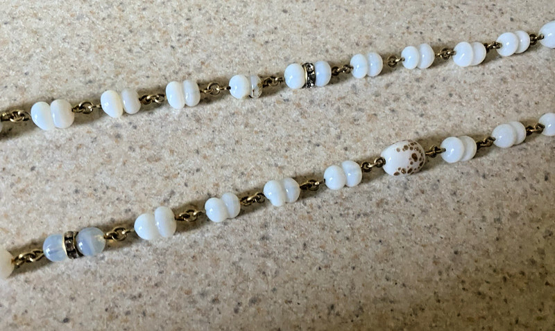 VINTAGE 54" WHITE WITH GOLD TONE ACCENTS GLASS BEADED NECKLACE