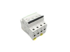 SCHNEIDER ELECTRIC A9F79440 40A 400V NSNP