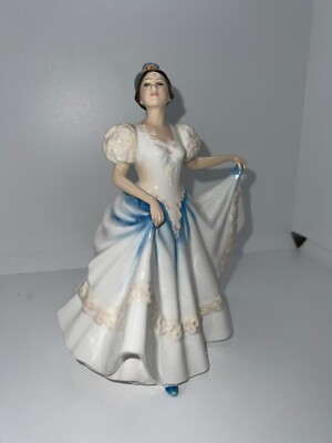Royal Doulton Lindsay HN 3645 Nada M. Pedley Approximately 8'' Bone China