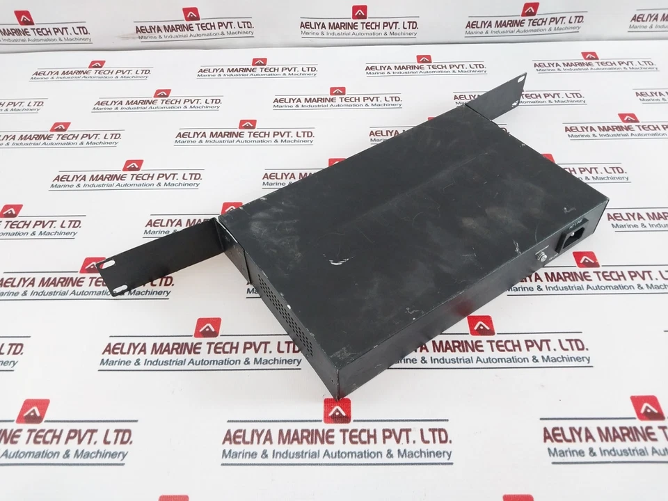 D-LINK DGS-1024C Gigabit Switch OGS1024CI….A1E - Image 4 of 4