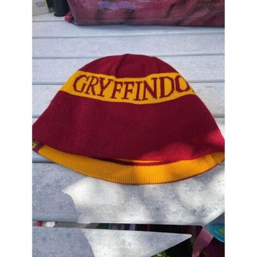 Casquette bonnet Harry Potter Gryffondor - Photo 1 sur 4