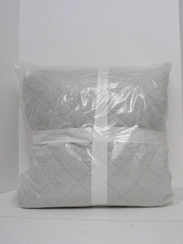 Pottery Barn Belgian Flax Linen Diamond Quilt, King/Cal.King Soft Gray NWT - Image 2 of 4
