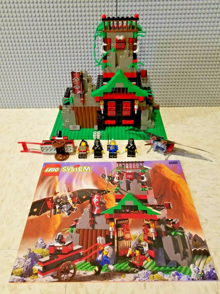 LEGO Adventurers Ninja Set 6088 Robber's Retreat Complete Minifigs