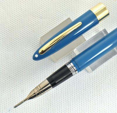 Very Nice Blue Snorkel Statesman, Palladium Triumph Fine to Medium Nib, RESTORED