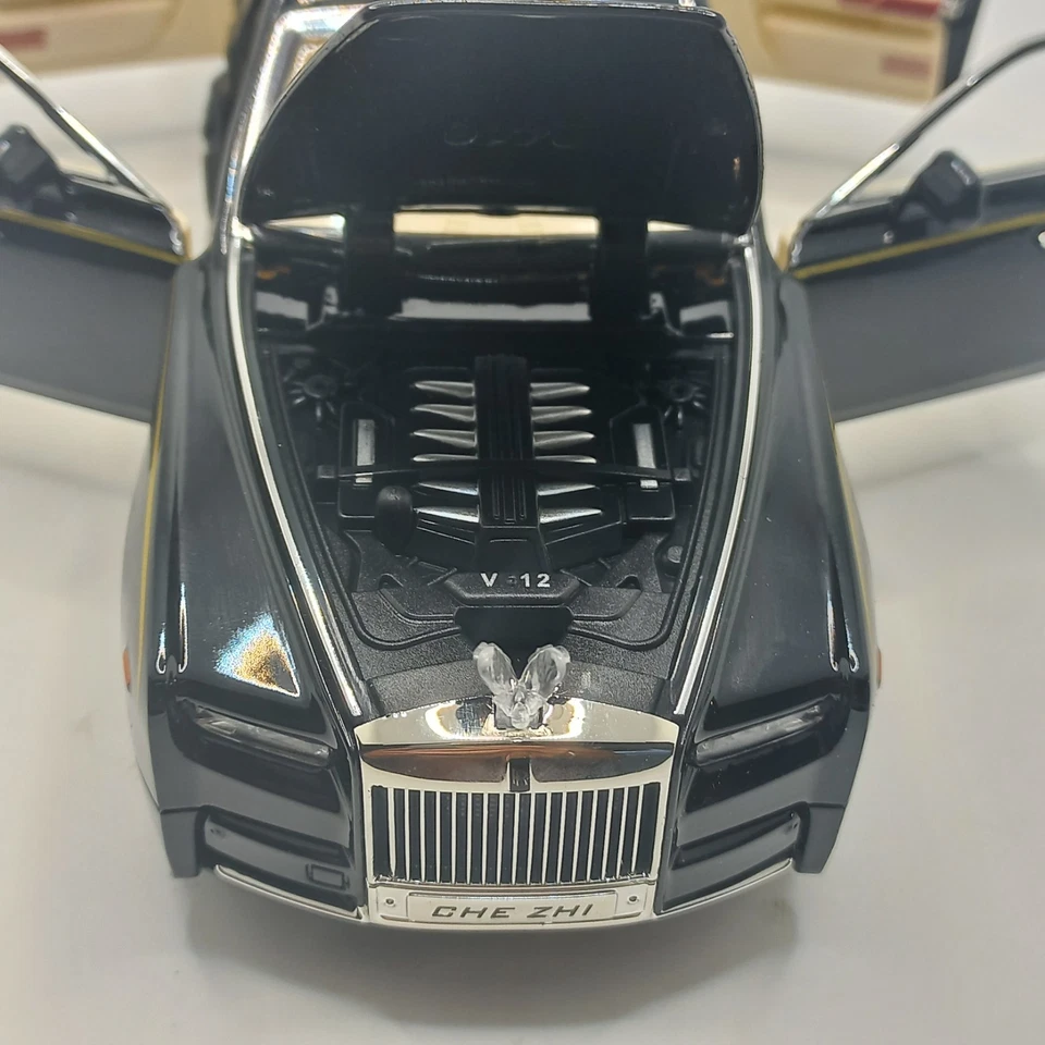 Rolls Royce Phantom, scala 1:24, nuova. - Immagine 3 di 4