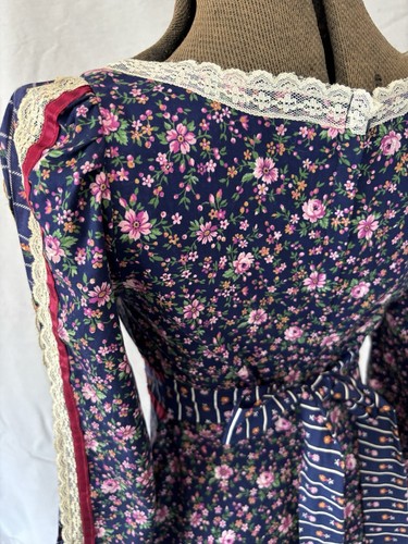 Vintage 70s Cottagecore Navy Blue Calico Autumn Rose Maxi Dress Gunne Sax S/XS - Picture 14 of 17