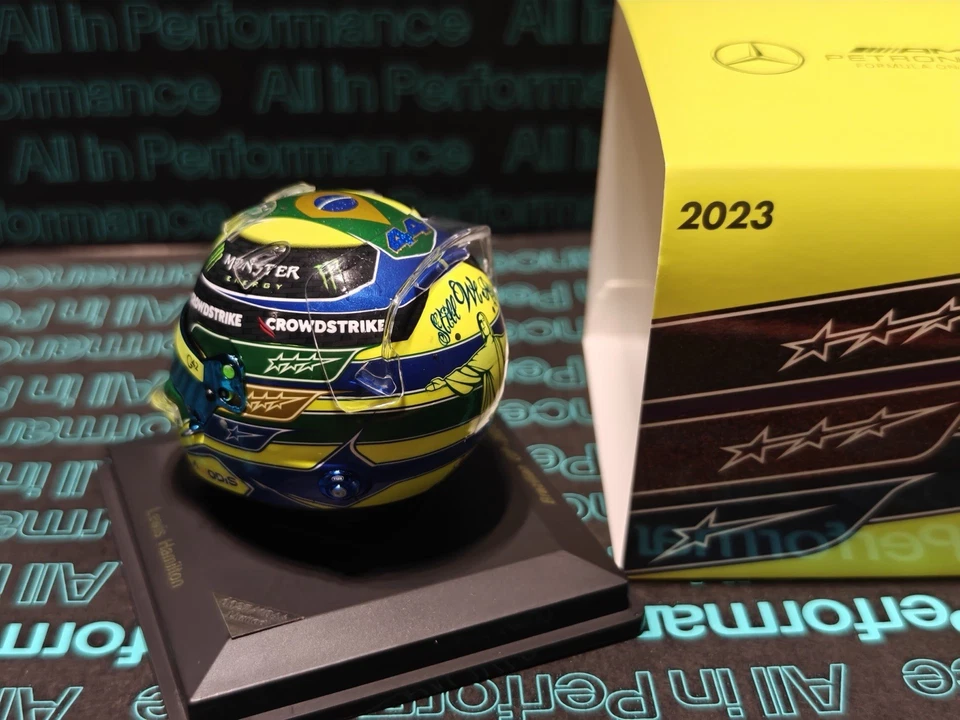 Spark 1/5 casque Hamilton Brazilian GP 2023 numeroté - Photo 2/4