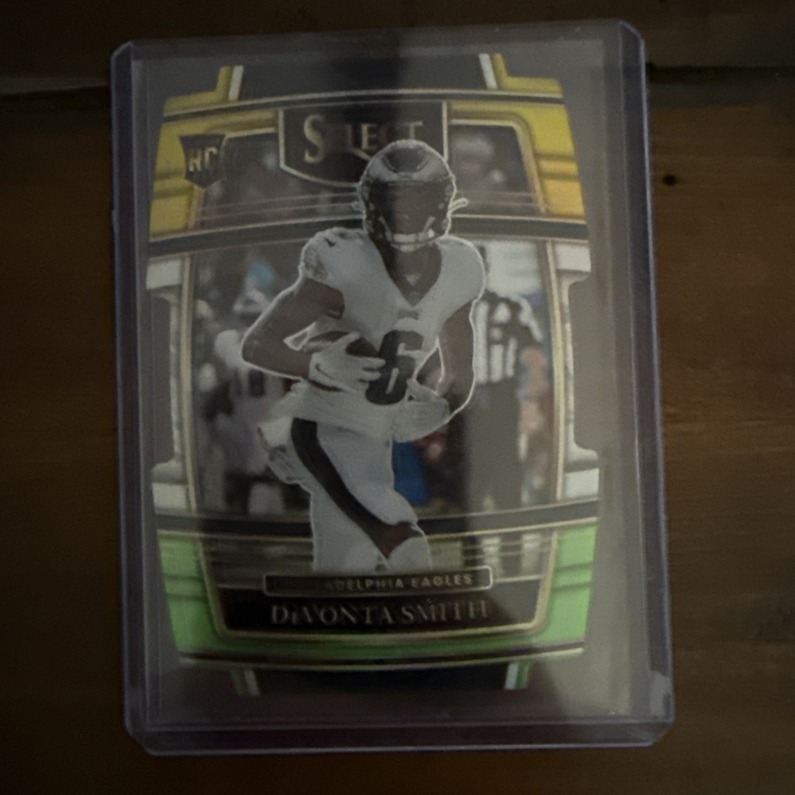 2021 Select DeVonta Smith RC Green and Yellow Prizm Die Cut Concourse #49