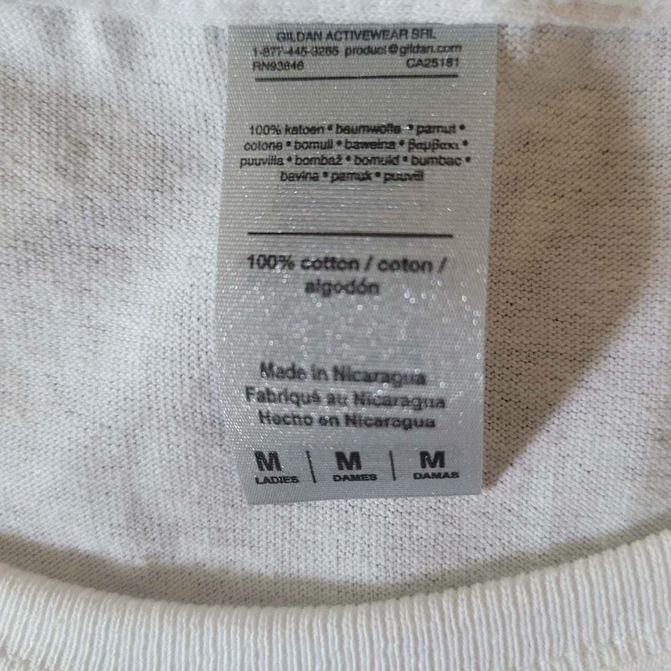 T-Shirt - Tampa Bay Buccaneers Tom Brady - *Actual Size: Ladies Small* - Image 3 of 3