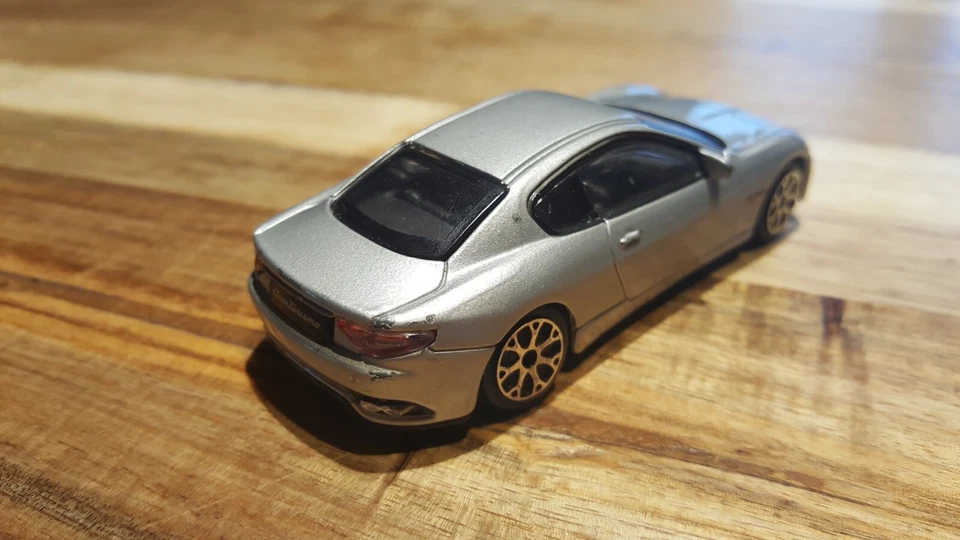 burago 1/43 maserati granturismo - Photo 3/4