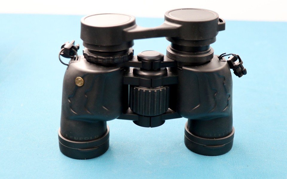 Leupold Yosemite 10X30MM Binoculars, case strap, covers NICE!!! * eBay