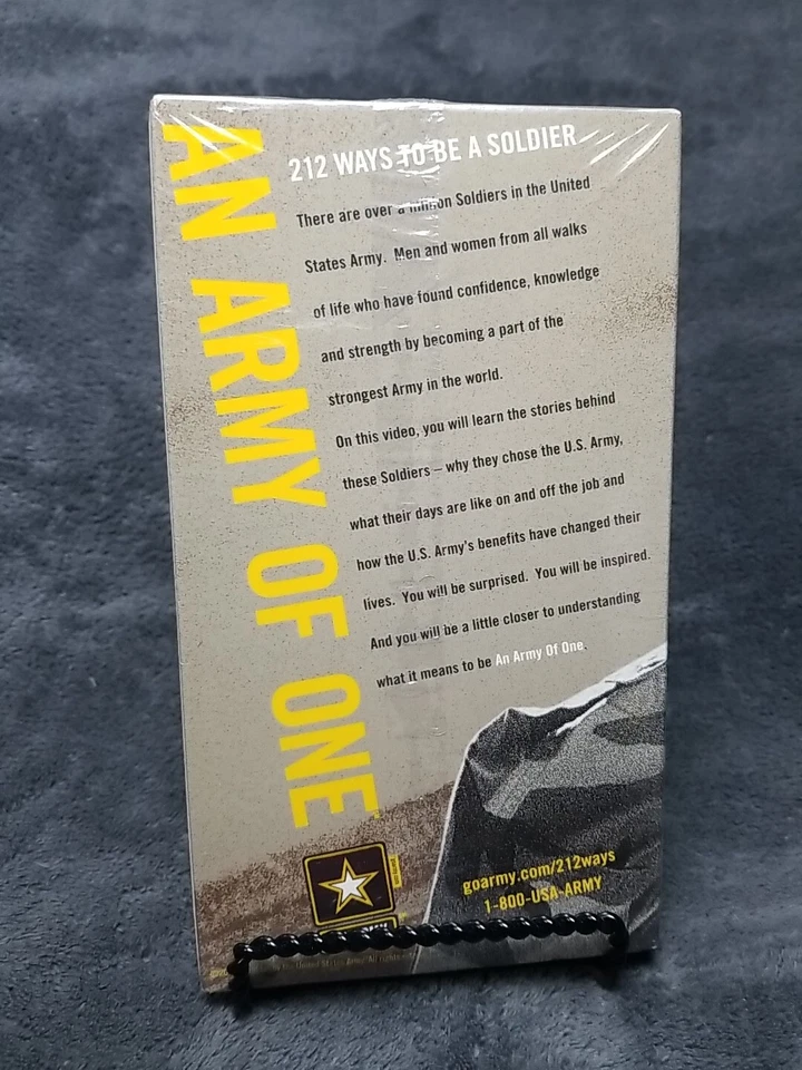 *RARE* 212 Ways To Be A Soldier U.S. Army Recruitment Video VHS Tape BRAND NEW Foto 2 de 2