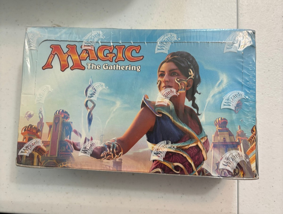 Magic the Gathering: Kaladesh Booster Box- KOREAN Factory Sealed MTG 2016