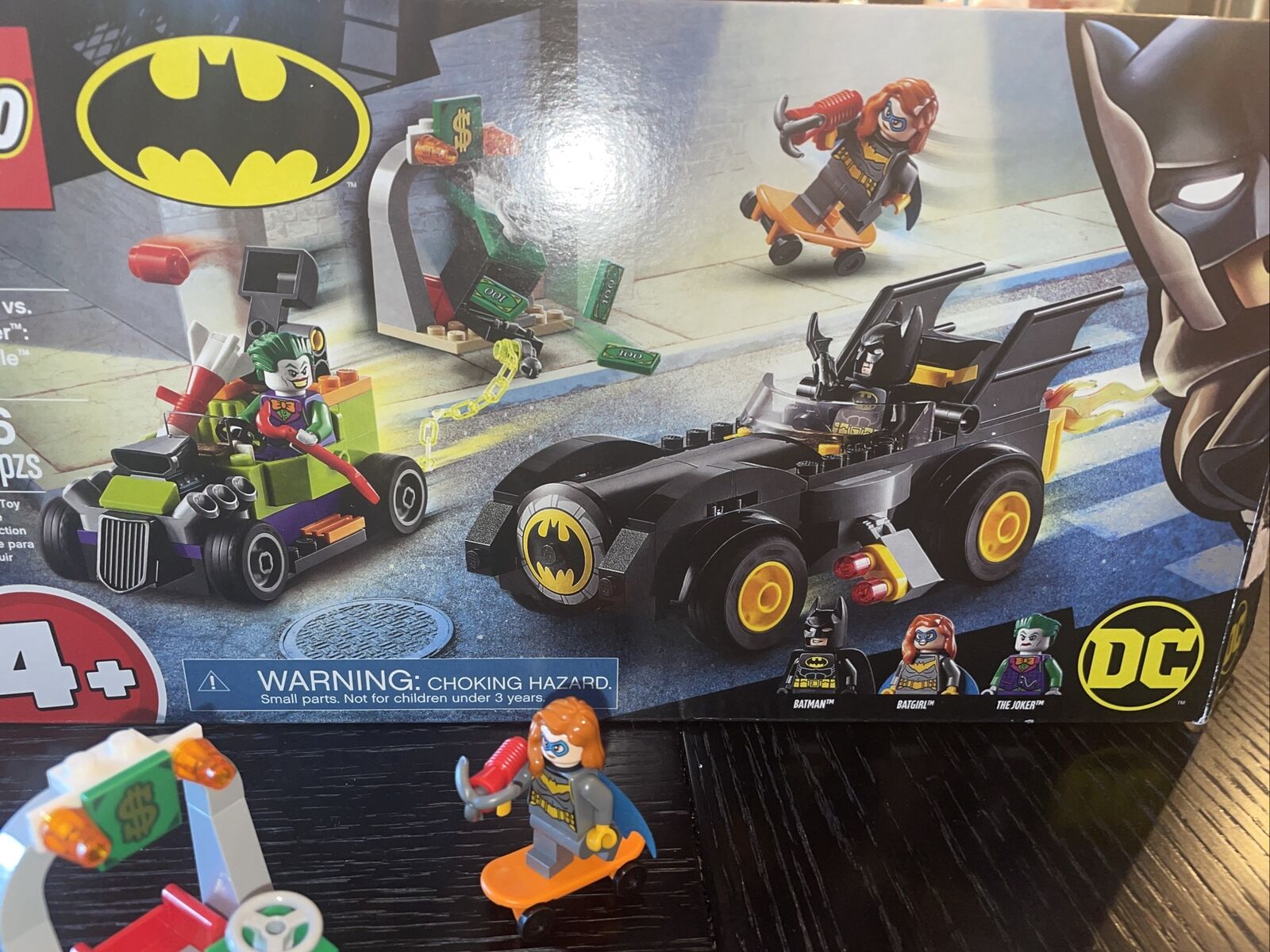 Batmobile™: Batman™ vs. The Joker™ Chase – Dreamworld LEGO Store