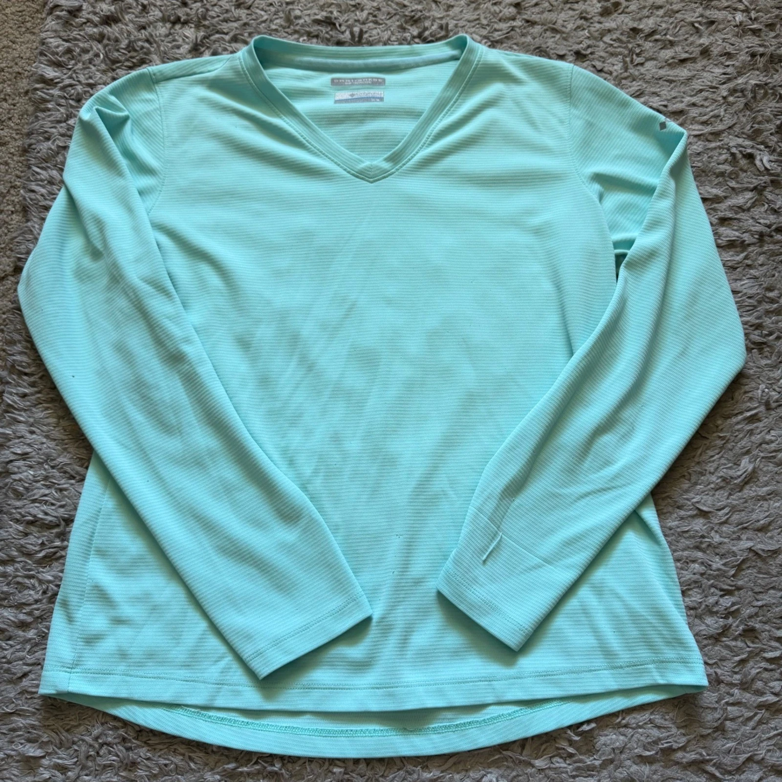 Columbia Omni-Shade Sun Protection Shirt Womens Medium Aqua Mint Long Sleeve