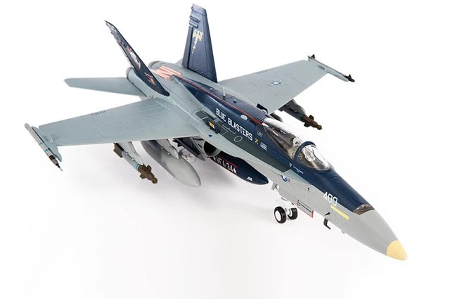 JCW-72-F18-018 JC Wings F/A-18C Hornet 1/72 Modelo USN VFA-34 Blue Blasters Foto 2 de 2