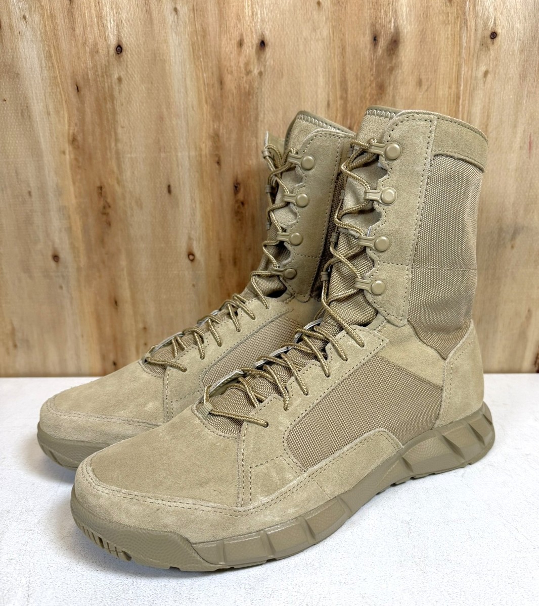 Oakley Coyote Boots Men's SIZE 10 Desert Lightweight Cordura