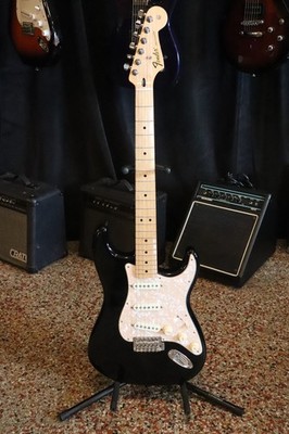 Fender Stratocaster MIM Electric Guitar 2016 - Black W/ Hard Case